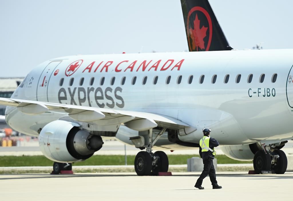 Air Canada prévient que de nouveaux retards auront lieu vendredi
