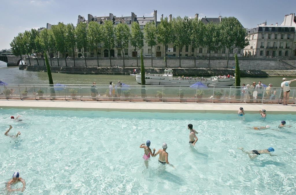 Voies de fait sur un sauveteur de piscine à Sherbrooke: trois arrestations mardi