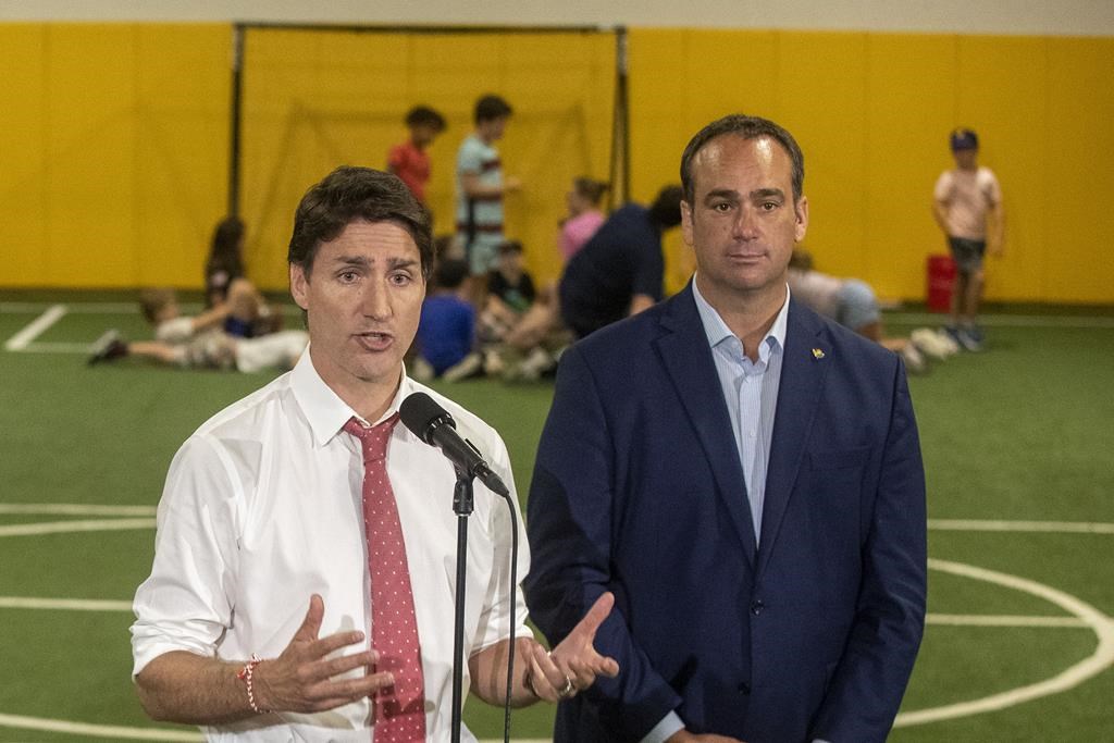 Eau contaminée à La Baie: le fédéral prendra ses responsabilités, dit Trudeau