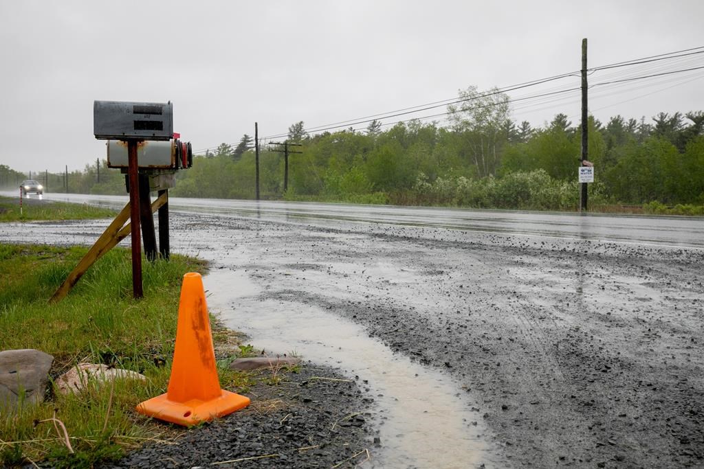 Pluies diluviennes dans la région de Halifax: routes à éviter et barrage surveillé