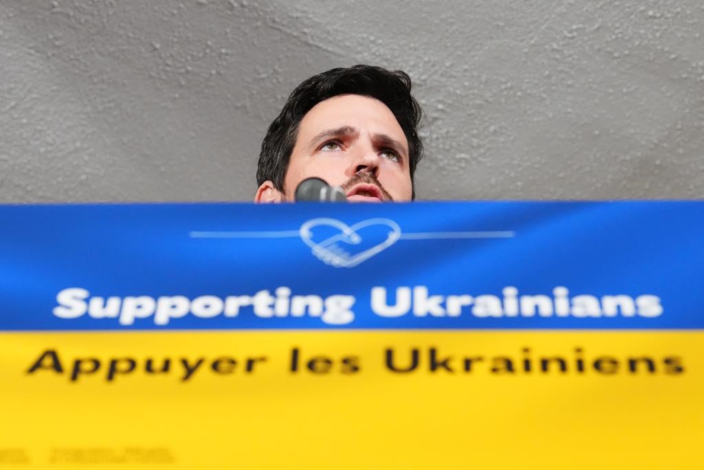 Les Ukrainiens au Canada pourront demander la résidence permanente cet automne