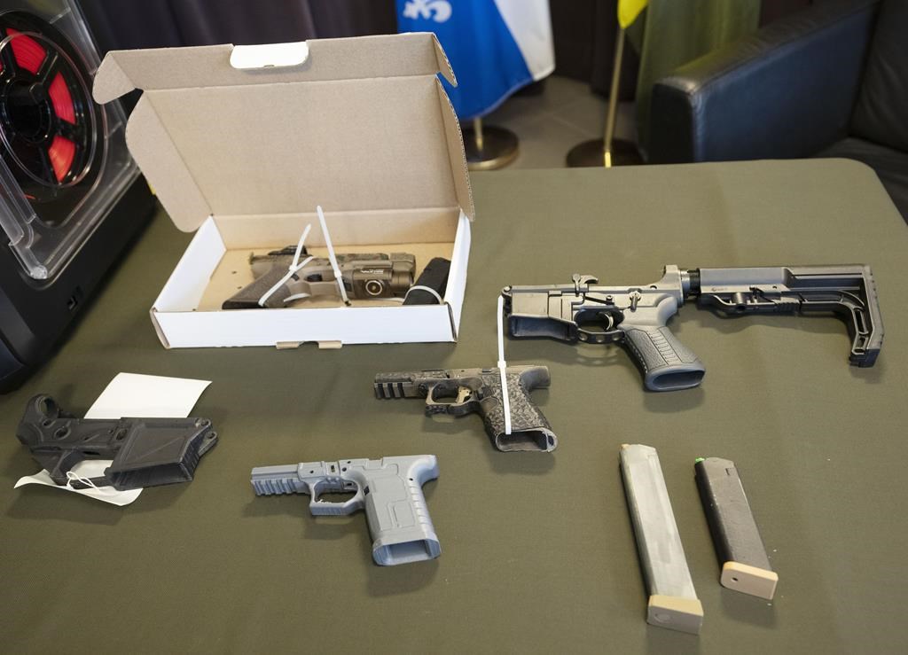 Les armes à feu «fantômes» ou artisanales se multiplient au Canada