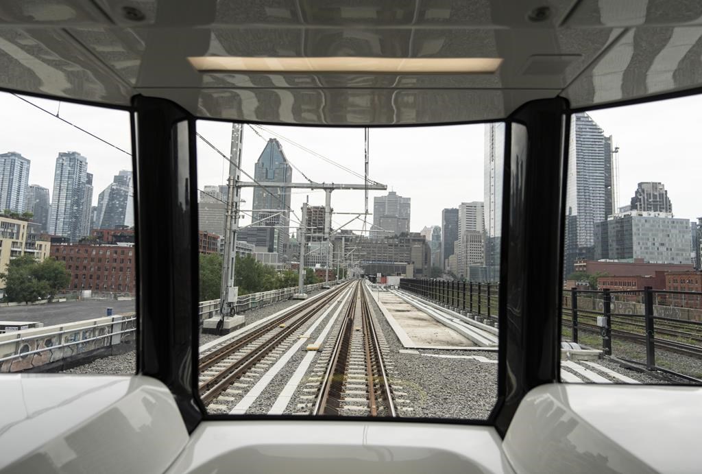 REM: entrée en service entre les gares de Brossard et de Montréal, lundi matin