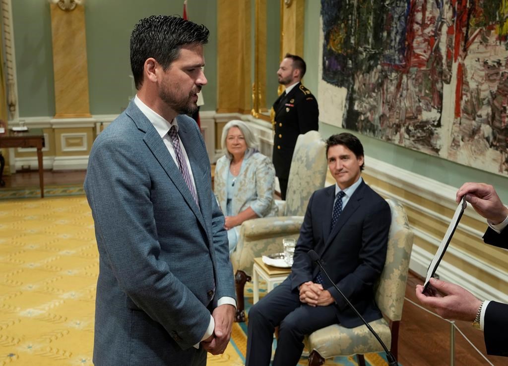 Le nouveau ministre du Logement, Sean Fraser, hérite d'un dossier qui sera exigeant