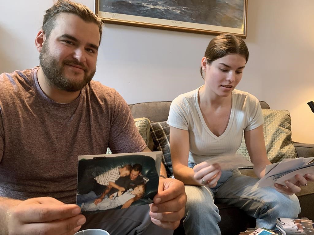 Les enfants des victimes des inondations en Nouvelle-Écosse attendent des réponses