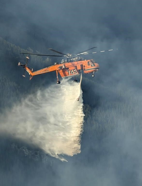 Les feux de forêt entraînent des évacuations en Colombie-Britannique et au Yukon