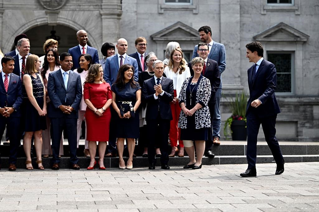 Il ne suffit pas de nommer un «cabinet inclusif» pour plaire aux communautés racisées