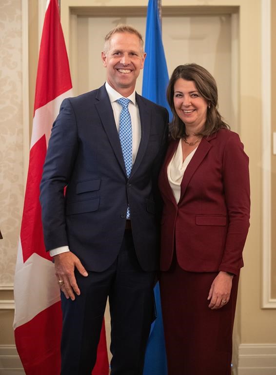 Le gouvernement de l'Alberta n'accepte plus de grands projets d'énergie renouvelable
