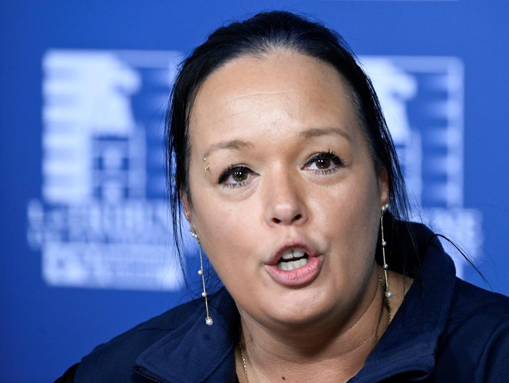 Négociation avec la FIQ: la ministre LeBel veut régler rapidement