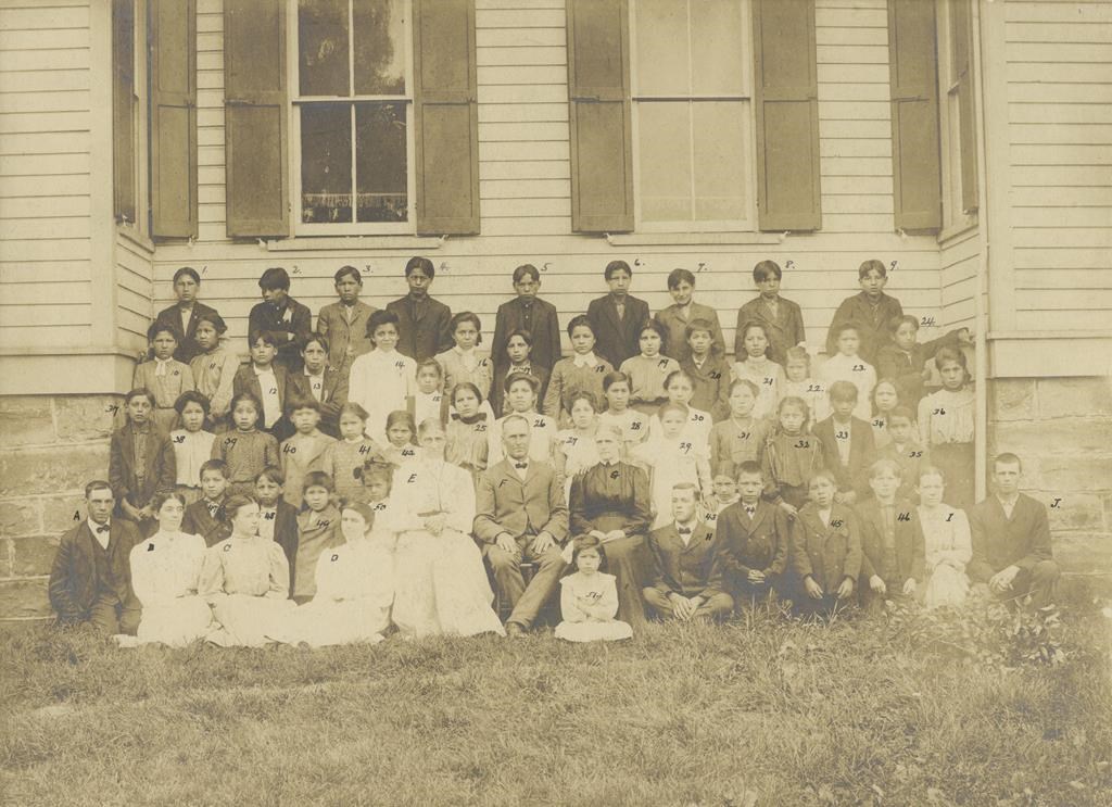 Des milliers pages d'archives sur les écoles gérées par les Quakers seront numérisées