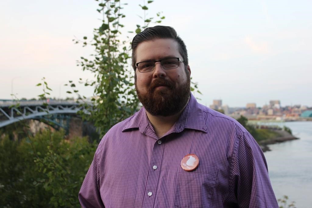 Alex White est confirmé comme chef du NDP au Nouveau-Brunswick