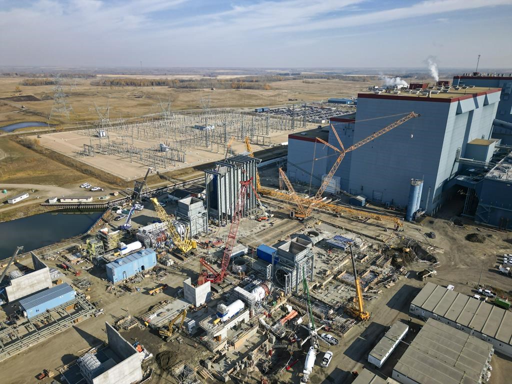 Des entreprises d'électricité de l'Alberta visent la neutralité carbone avant 2050