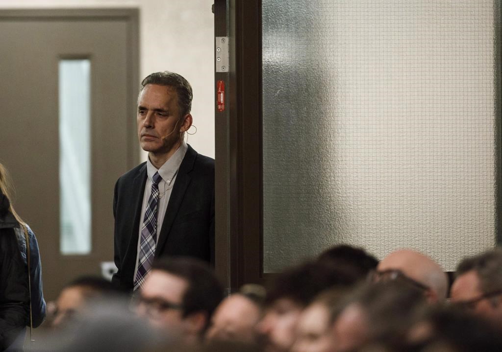 Un tribunal maintient l'ordonnance de l'Ordre des psychologues visant Jordan Peterson