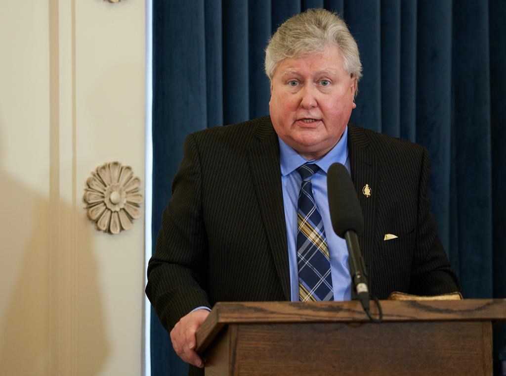 Les conservateurs au Manitoba s'attardent au coût de la vie, le NPD aux infirmières