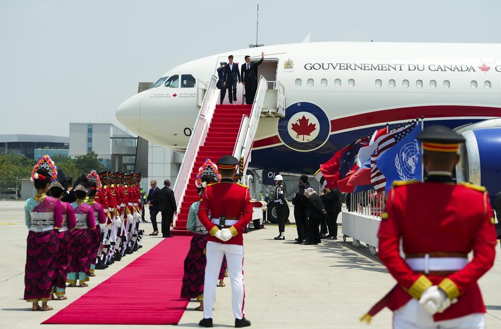Justin Trudeau entame mardi son séjour en Asie en passant deux jours en Indonésie