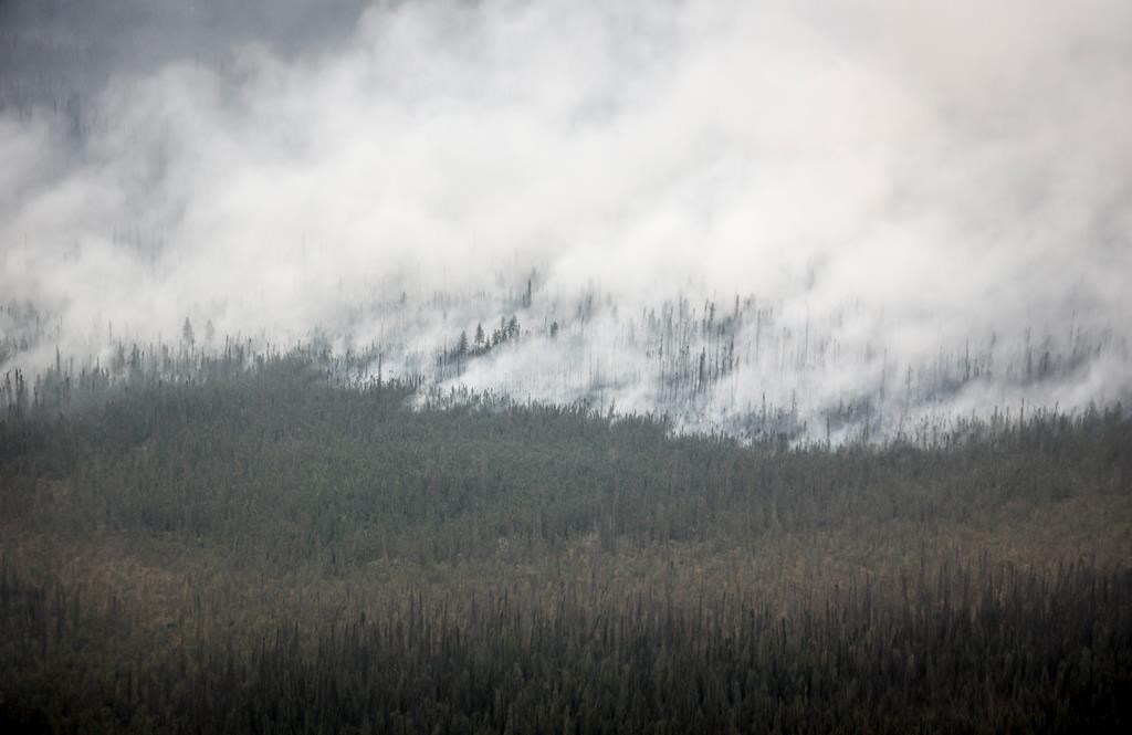 Les autorités des T.N.-O. se préparent à lutter contre l'incendie de Hay River