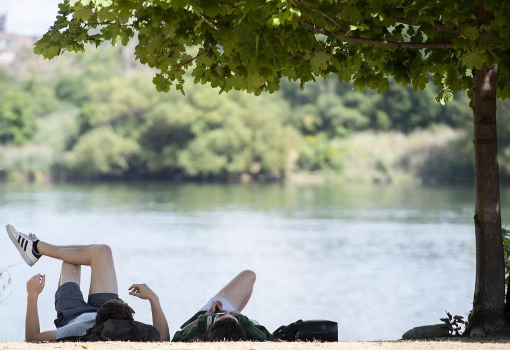 Une masse d'air chaud et humide sur le Québec et l'Ontario