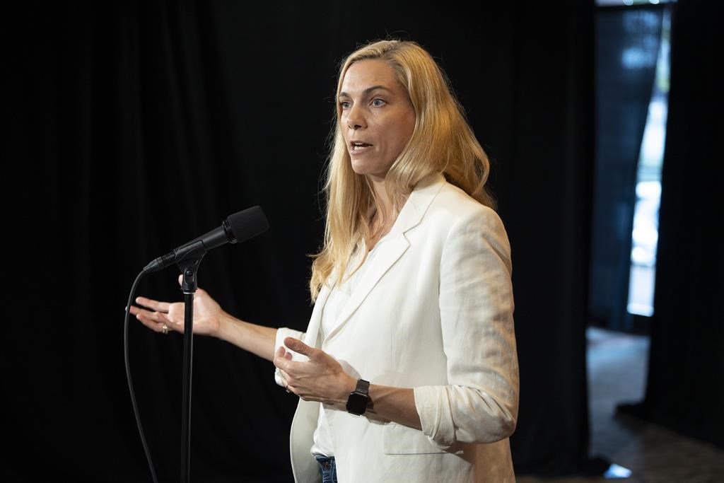 La ministre St-Onge exhorte les États-Unis à rester fermes face à Meta