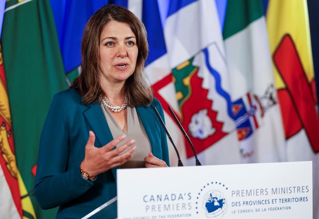 L'Alberta a droit à la moitié du régime de pensions fédéral en cas de sortie