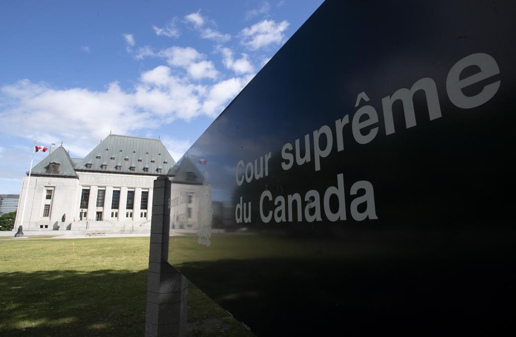 La Cour suprême confirme les interdits de publication avant la constitution de jurys