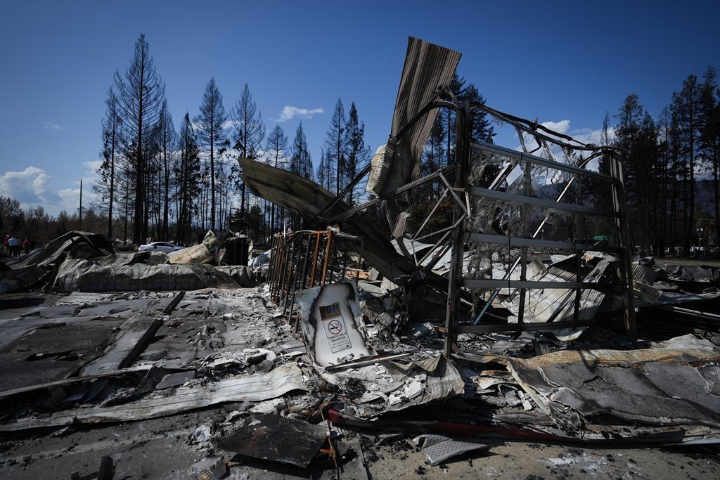 La réponse de la Colombie-Britannique aux incendies de forêt sous enquête