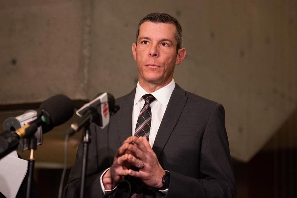 Le major-général Dany Fortin conclut une entente hors cour avec la Défense et les FAC