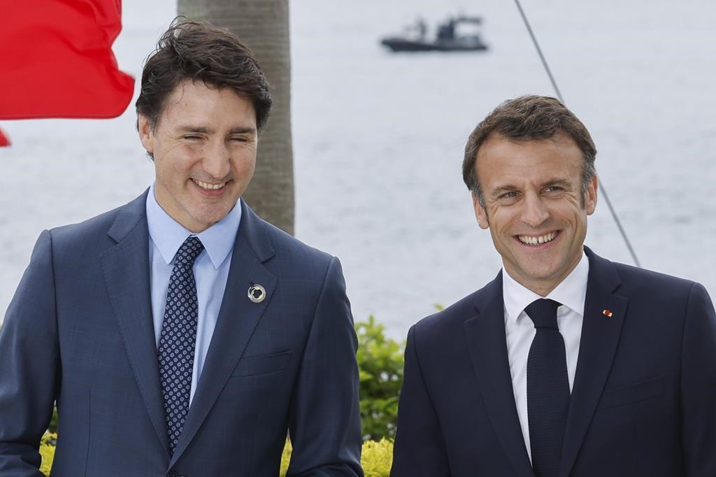 LGBTQ+: la France pointe la Russie du doigt et demande l'aide du Canada et du Québec