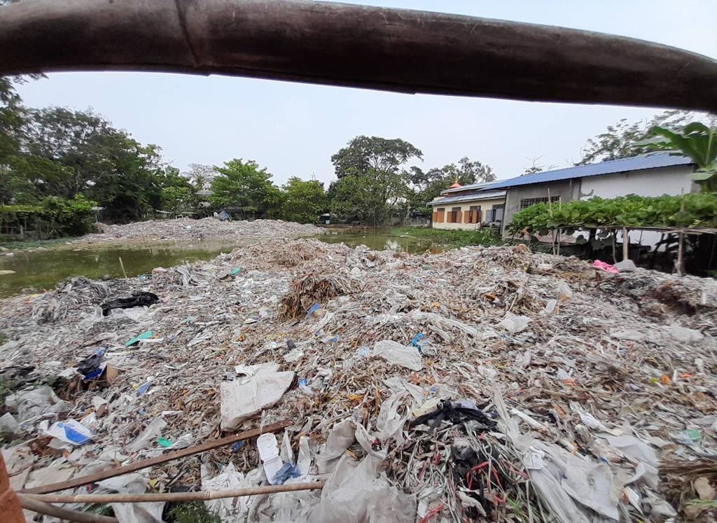 La fin des exportations de déchets plastiques n'est pas la solution, selon Guilbeault