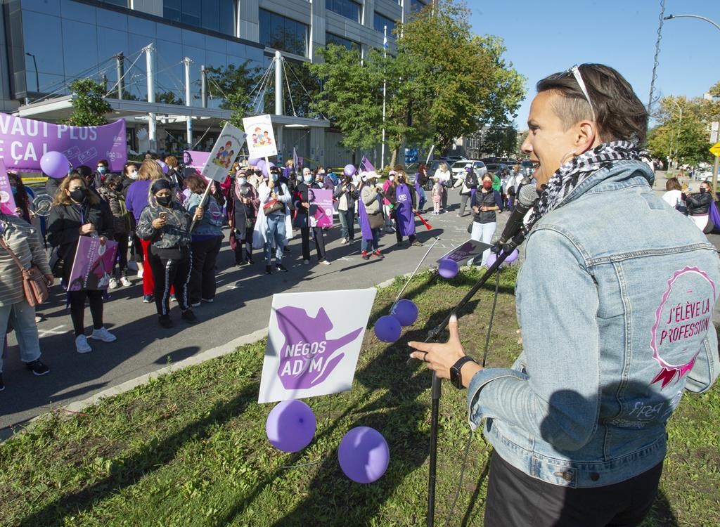Les intervenantes en petite enfance présentent leurs revendications syndicales