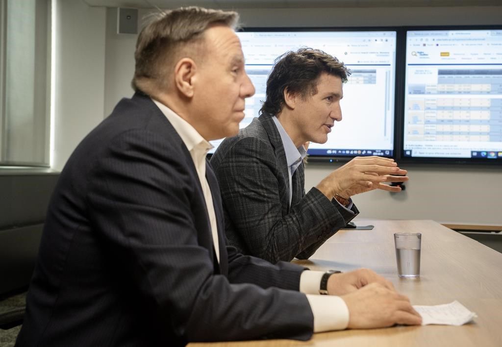 Un Québécois blessé par la police est accusé de menaces contre Trudeau et Legault