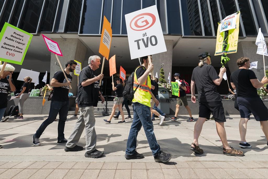 Les employés de TVO rejettent l’offre de contrat «finale» après six semaines de grève