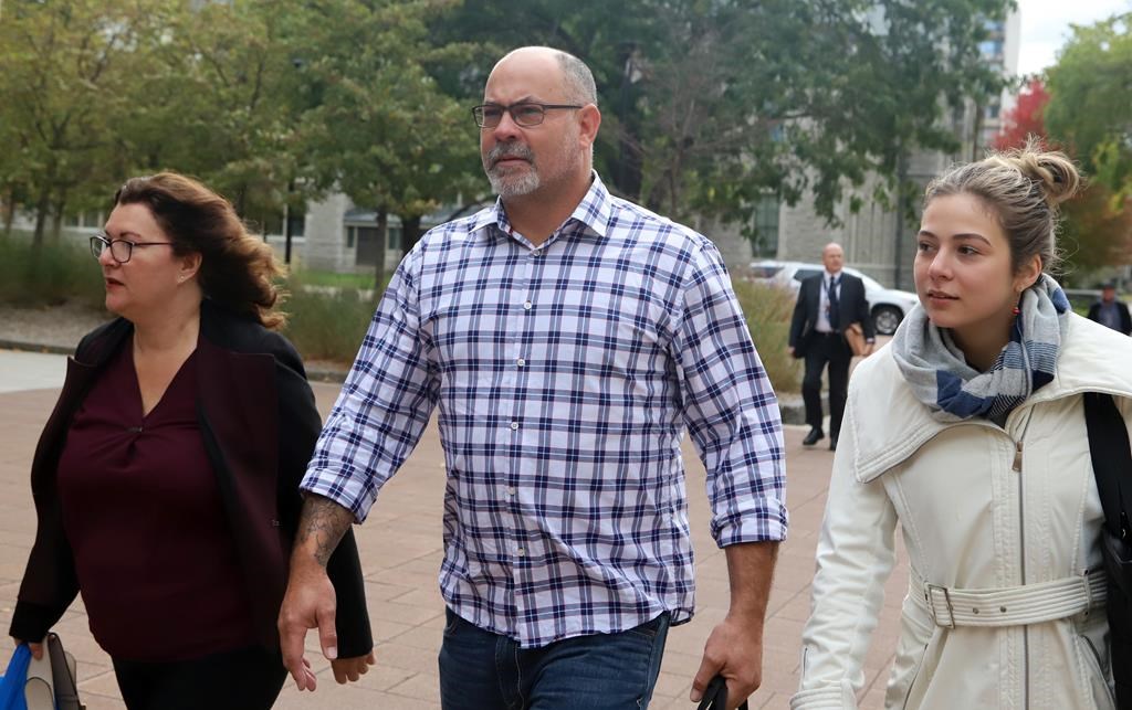 «Convoi de la liberté»: Une agente de liaison de la police poursuit son témoignage