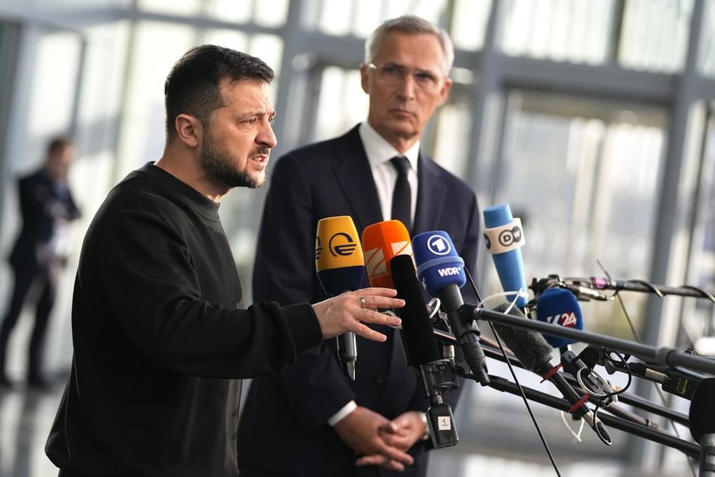OTAN: réunions des membres sur l'aide à l'Ukraine en présence du président Zelensky