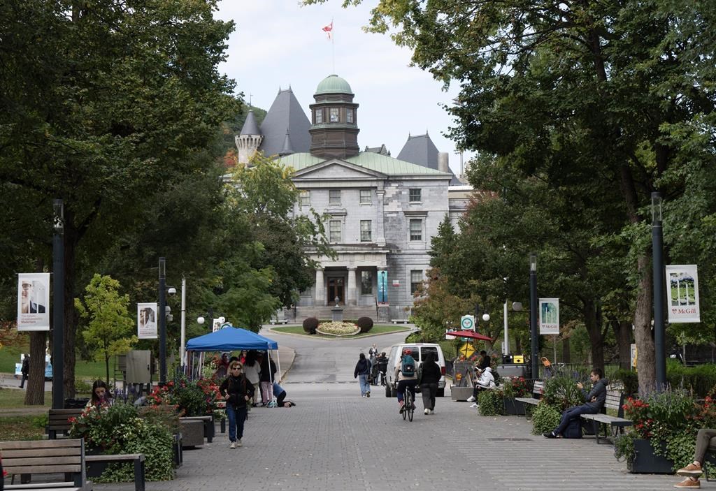 McGill suspend un programme de français après l'annonce sur les frais de scolarité