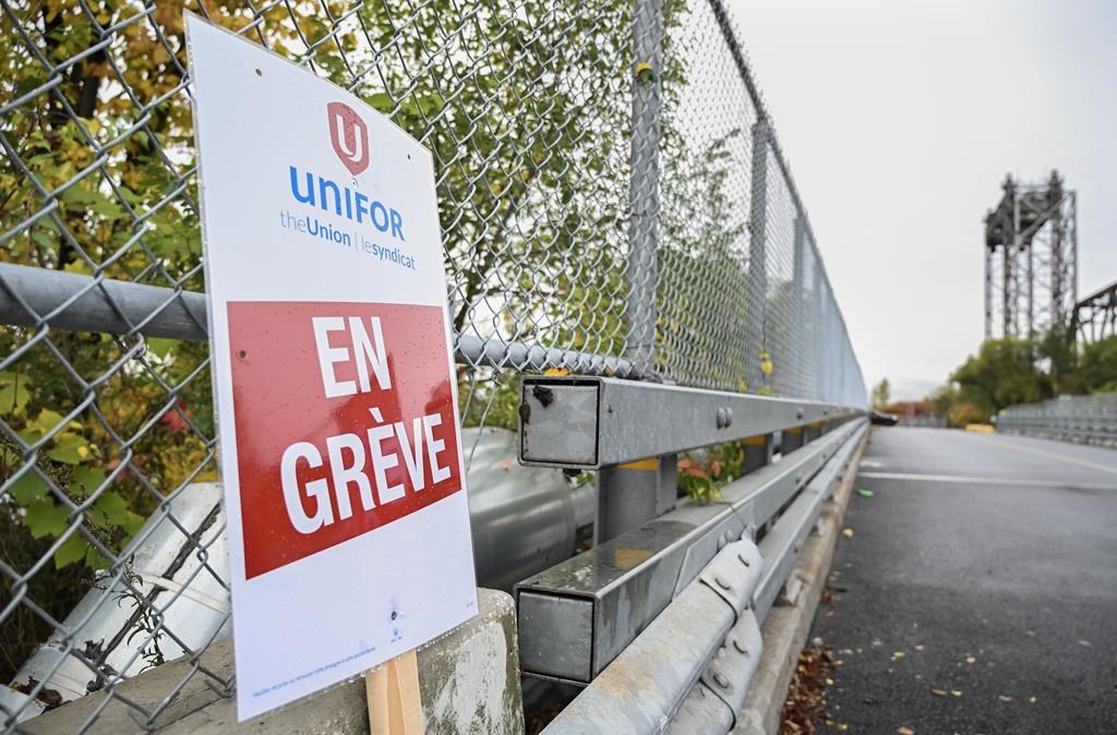 Voie maritime: 3e jour de grève; les répliques écrites attendues