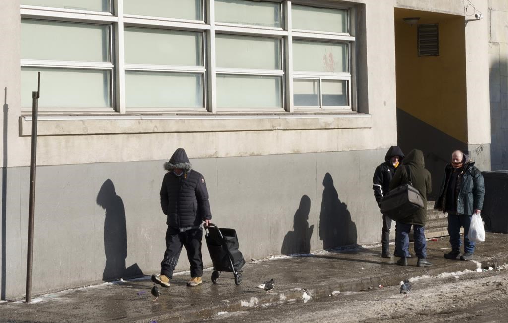 Québec octroie plus de 9,6 M $ pour rehausser l'offre de refuges d'urgence à Montréal