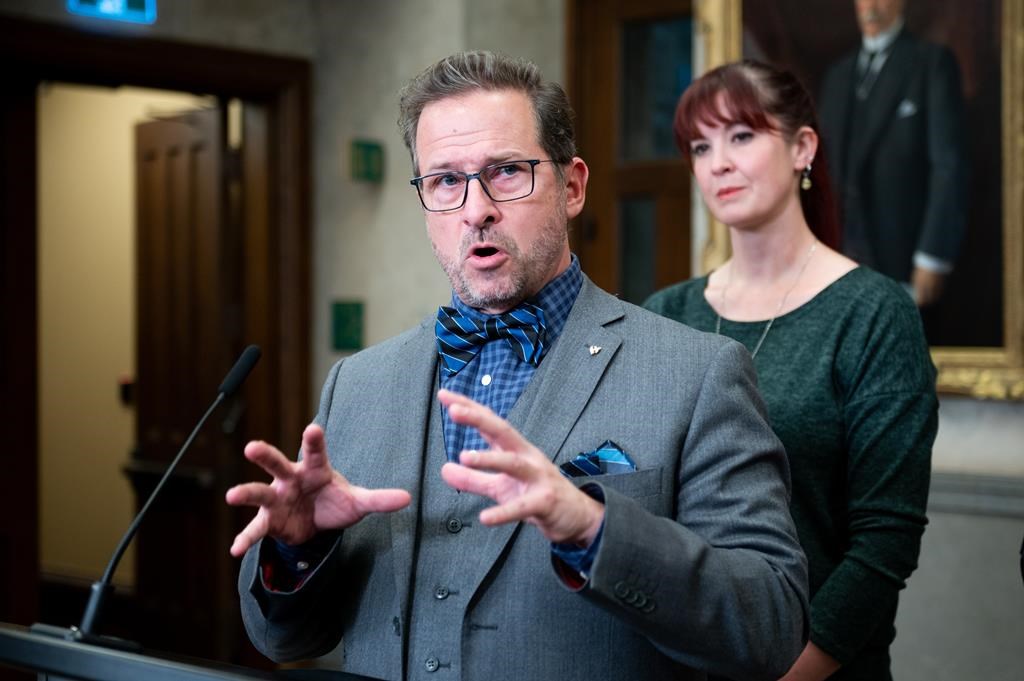 Le Bloc veux éliminer une exception du Code criminel sur les discours haineux