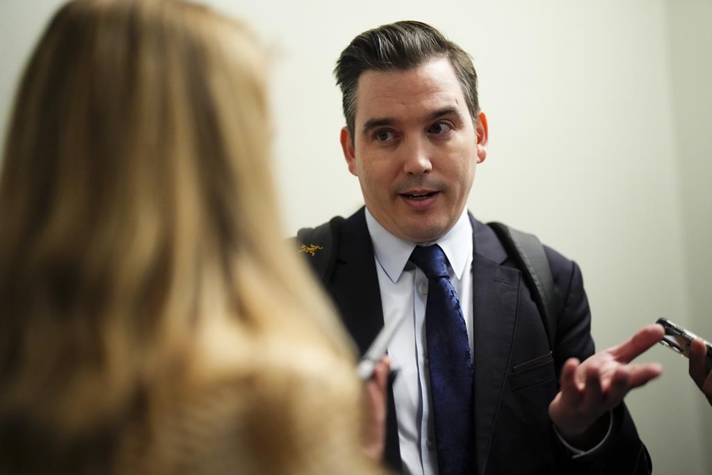 Trudeau envoie les lettres de mandat à deux ministres après le remaniement de juillet