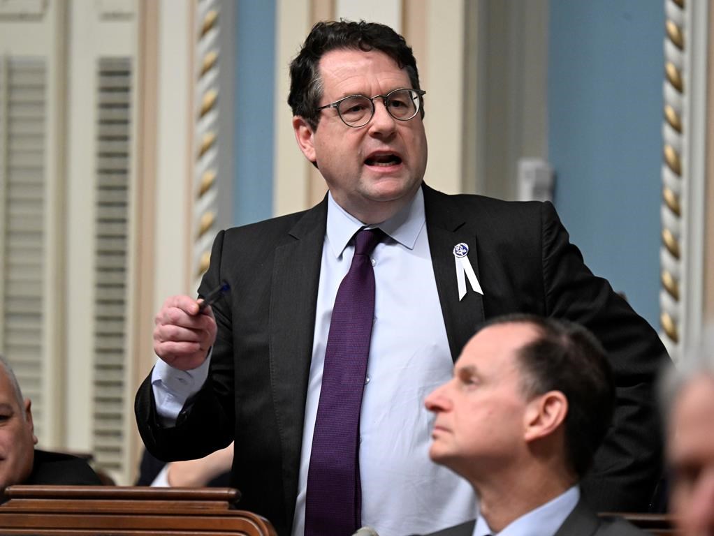 Drainville veut empêcher les professeurs délinquants de changer d’école