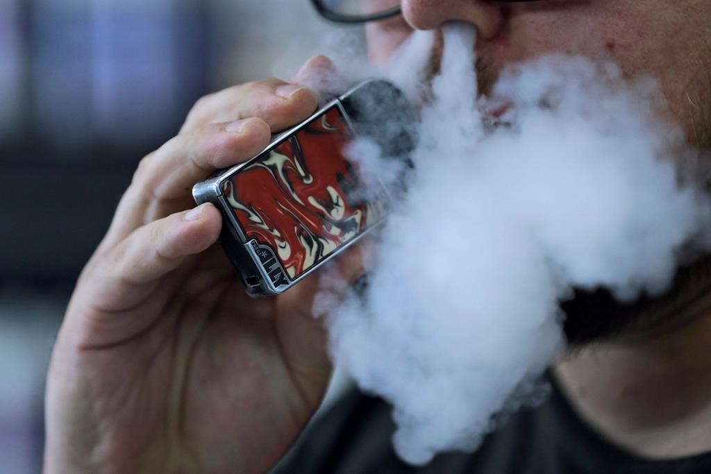 Le Manitoba taxera les produits de vapotage dans son budget du printemps 2024