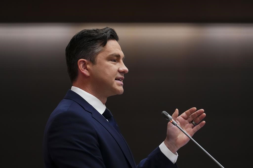Réfugiés palestiniens: Poilievre couperait le financement d'une agence de l'ONU