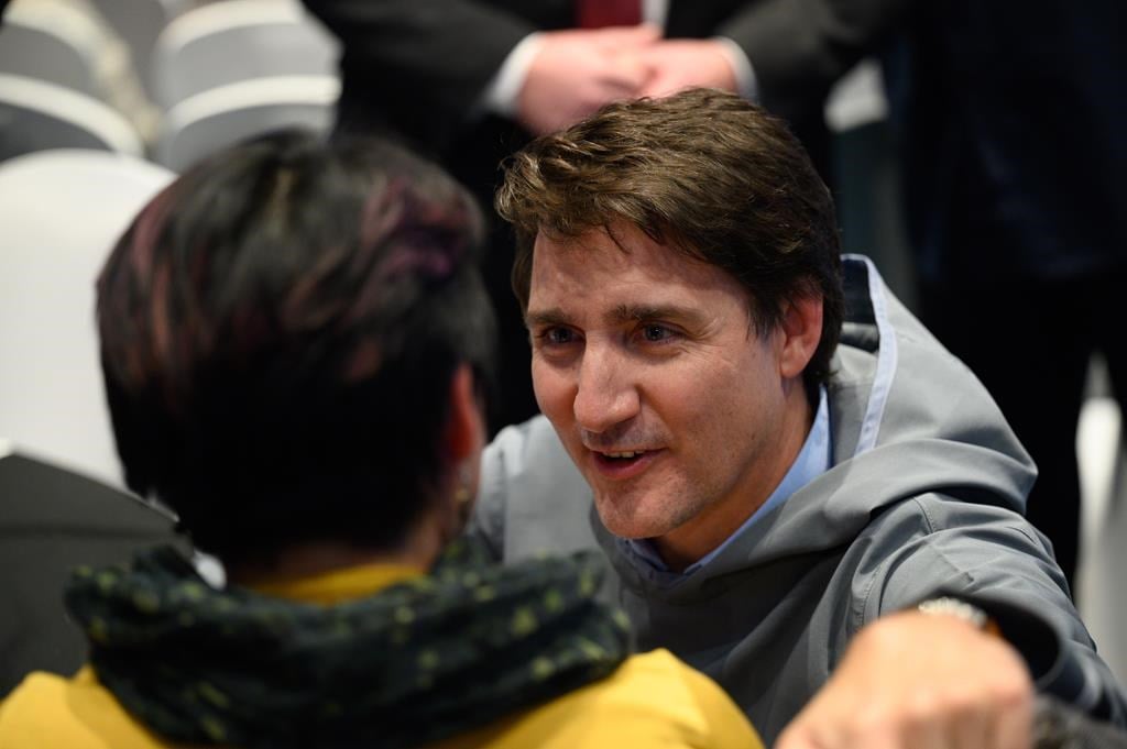 Pour une rare fois, Trudeau parle de son père lors d'un séjour au Nunavut