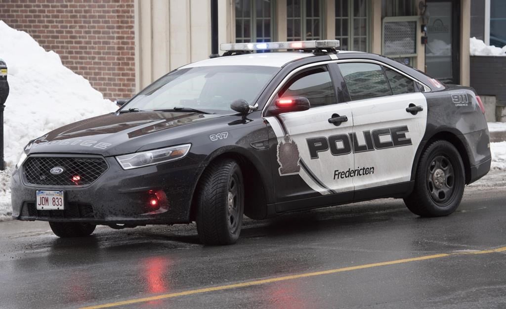 La police mène une enquête sur du vandalisme contre une synagogue de Fredericton
