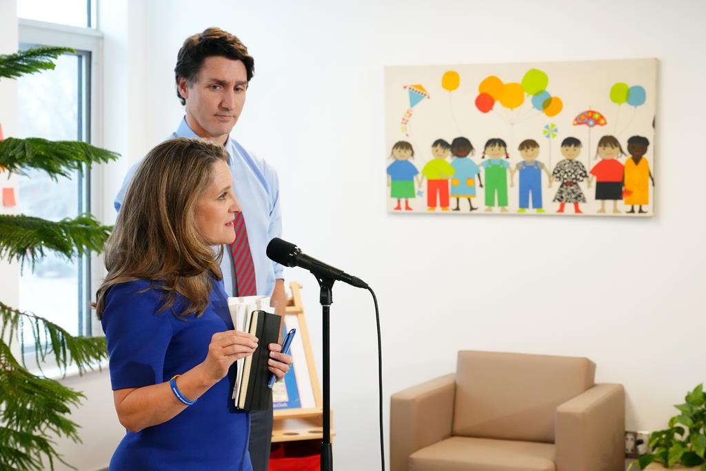 Ottawa défend son programme de garde d'enfants à 10$ par jour