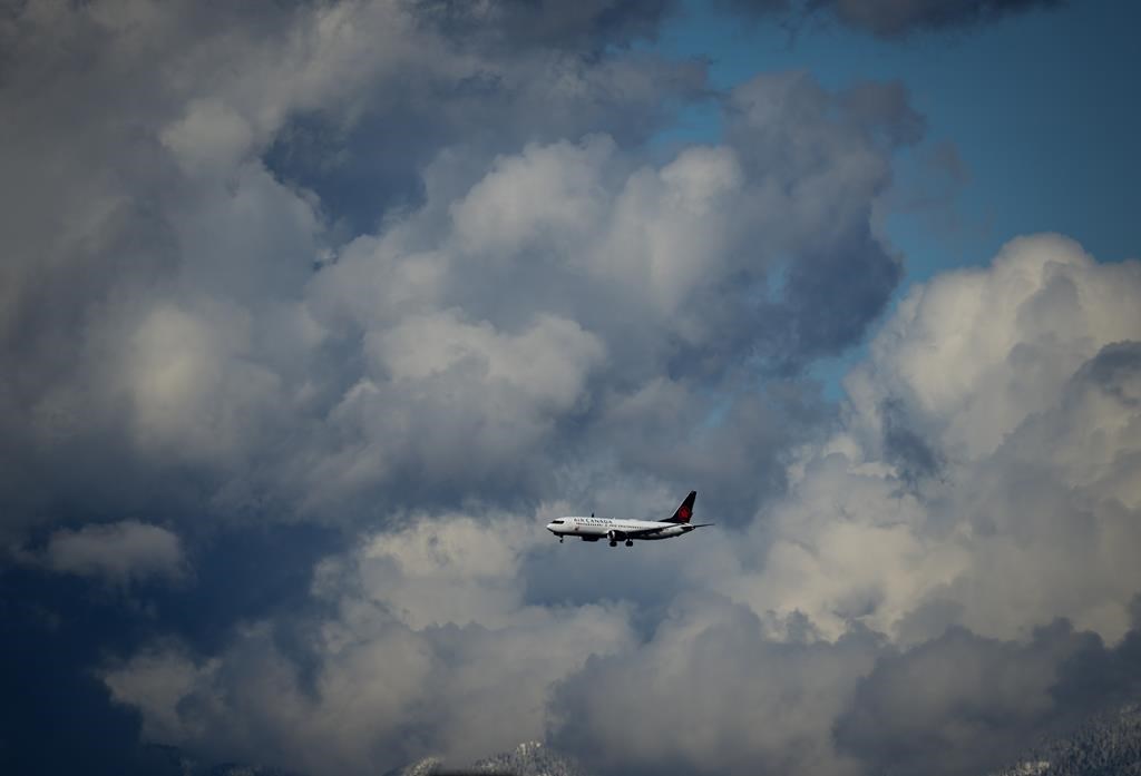 Les transporteurs canadiens n'ont pas de 737-9 Max dans leur flotte