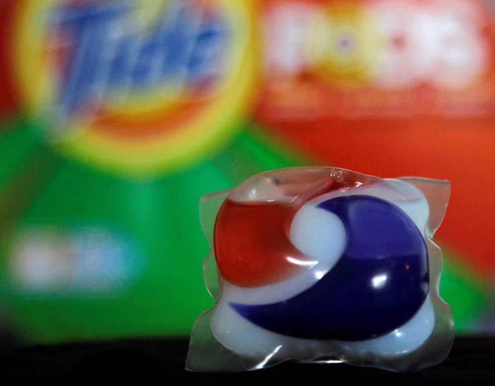 Enfants: attention aux sachets de détergent à lessive