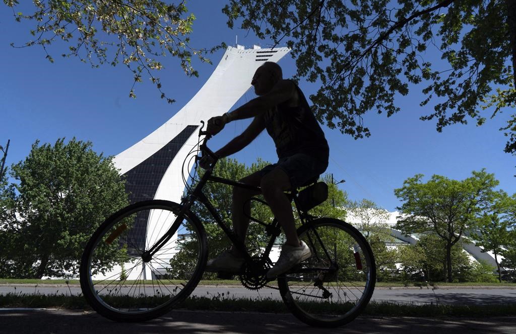 Le gouvernement du Québec remplacera la toiture du Stade olympique au coût de 870 M$