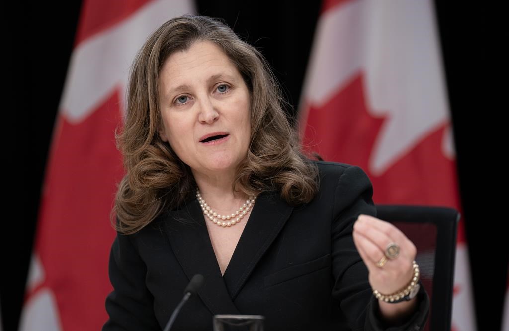 Ottawa gèle le seuil des fusions à signaler et investit dans la construction