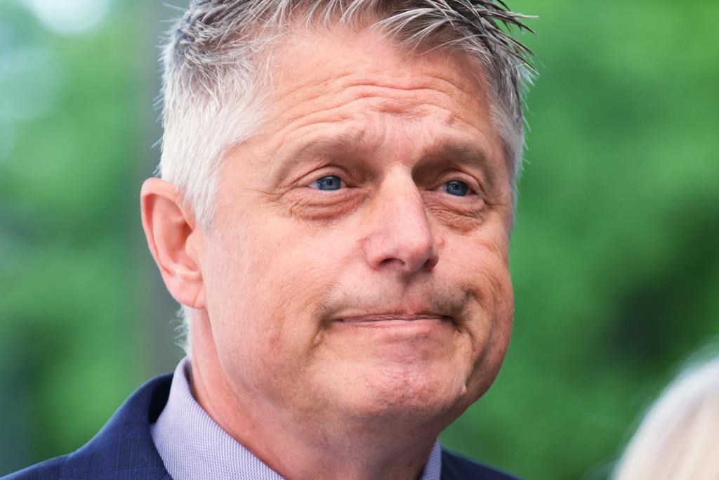 L'avocat d'Edmundson rappelé à l'ordre lors du contre-interrogatoire de la plaignante