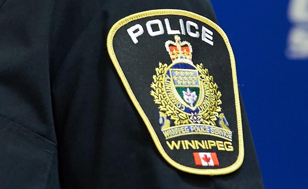 Trois policiers sont blessés lors d'une fusillade au Manitoba